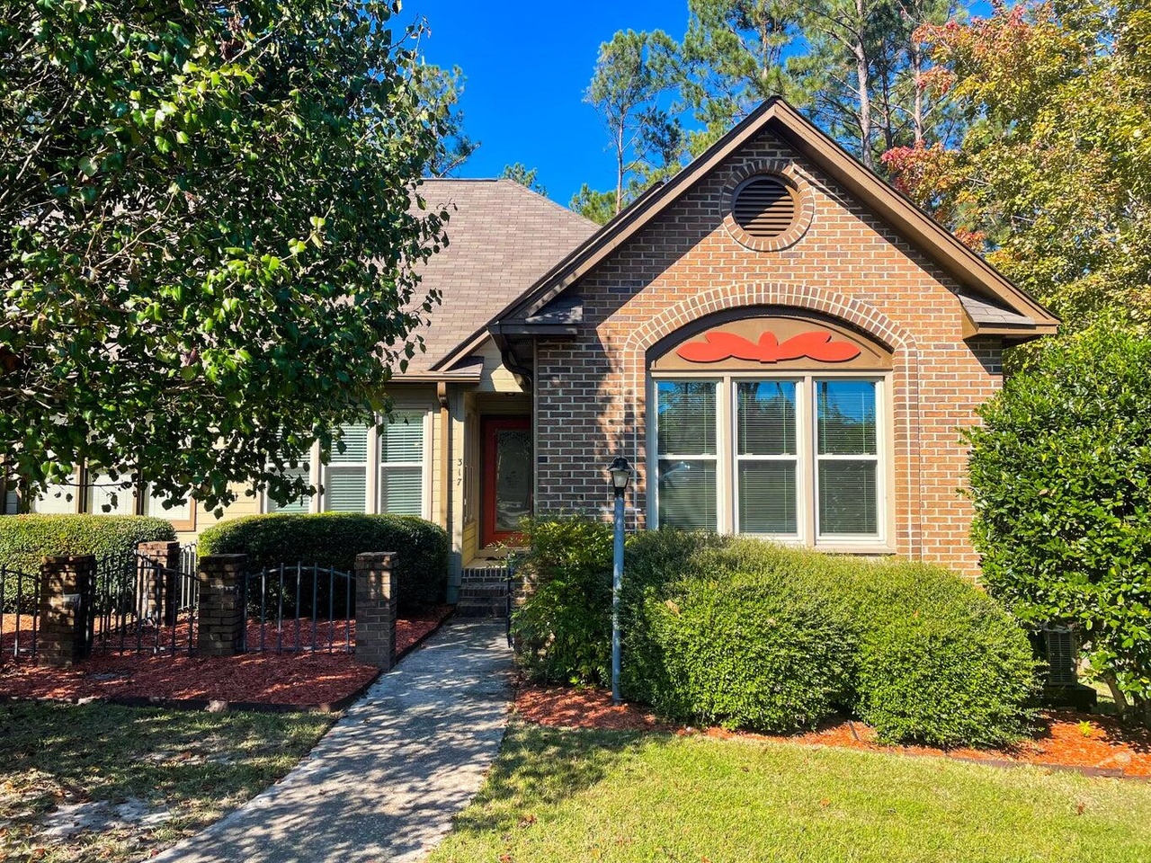 Listing photograph 2 of 317 Coastal Cove