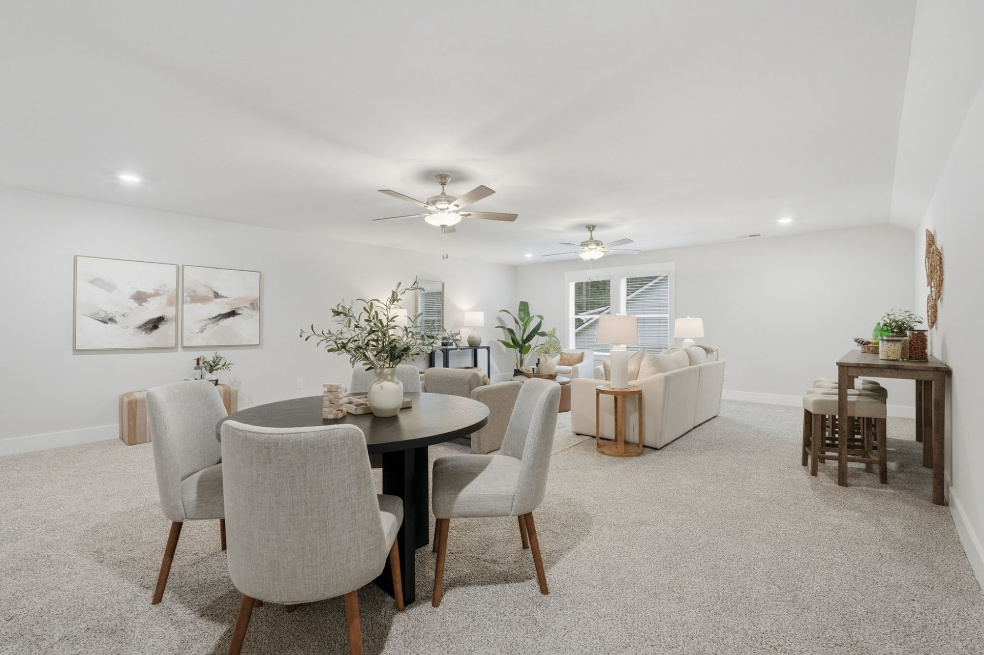 Listing photograph 31 of 250 Fairway Drive