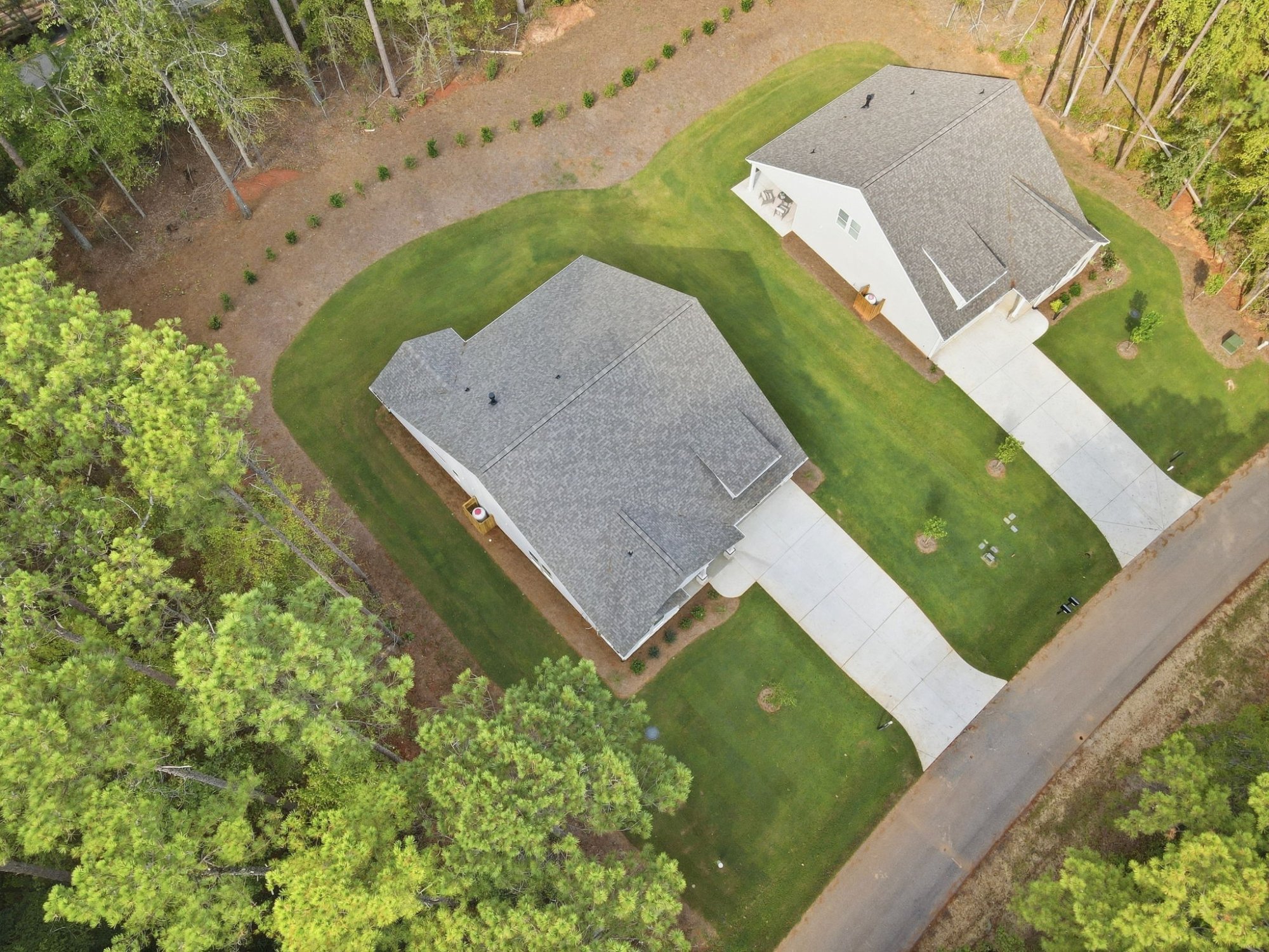 Listing photograph 4 of 248 Fairway Drive