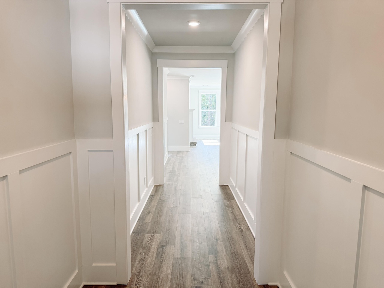 Listing photograph 5 of 109 Davis Lane