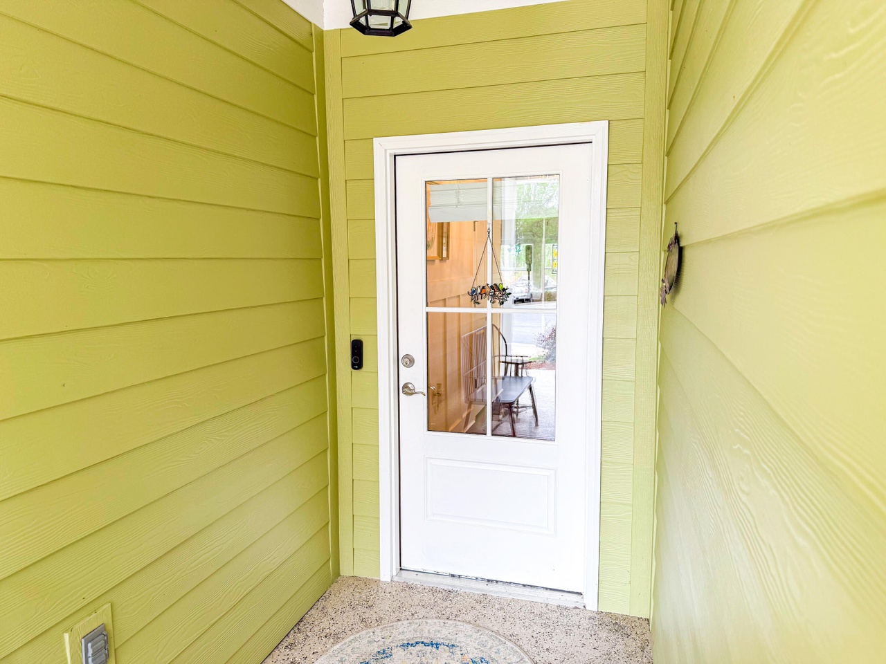 Listing photograph 3 of 119 Cypress Drive
