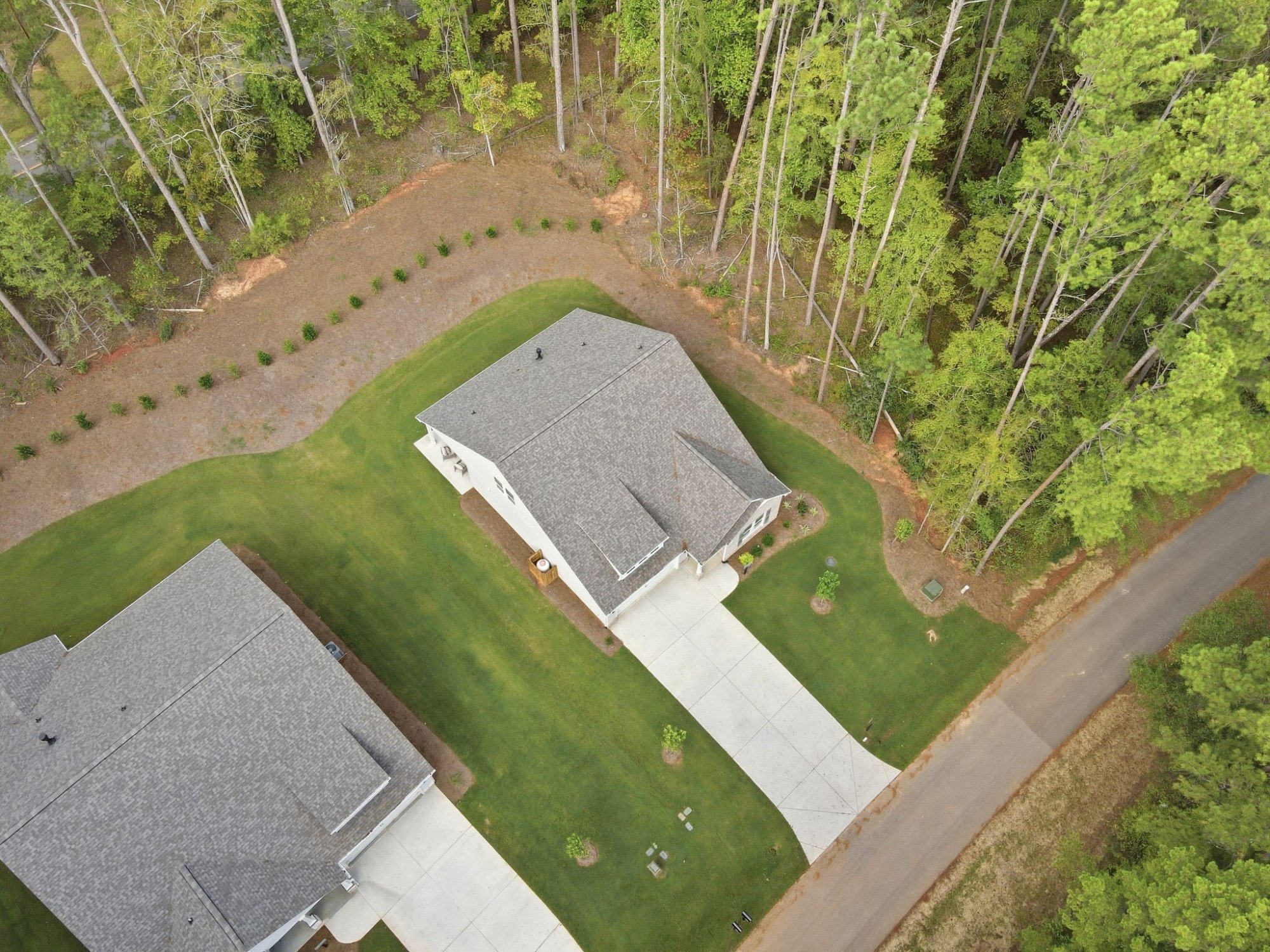 Listing photograph 4 of 250 Fairway Drive