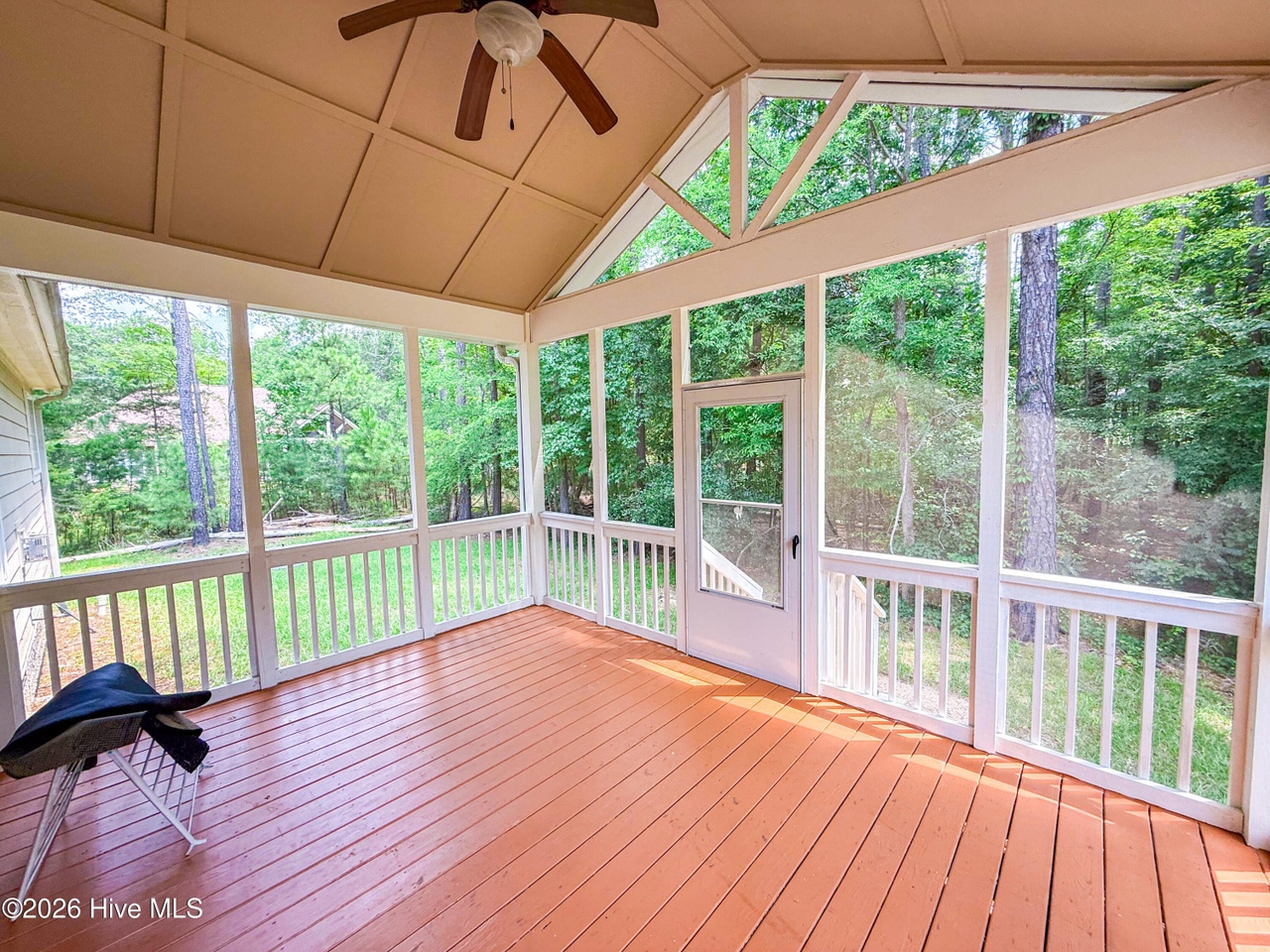 Listing photograph 20 of 165 Rhett Drive