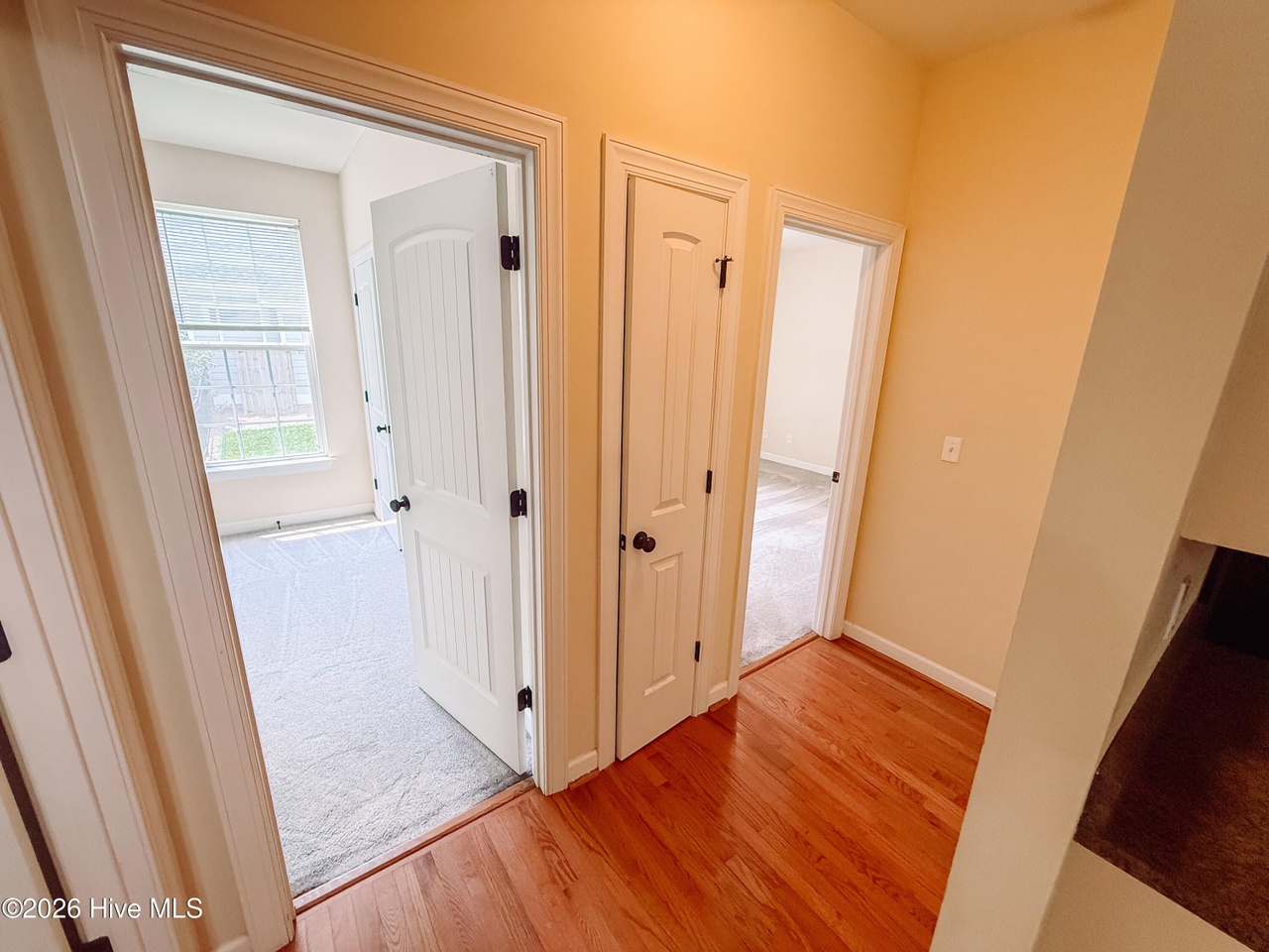 Listing photograph 12 of 165 Rhett Drive