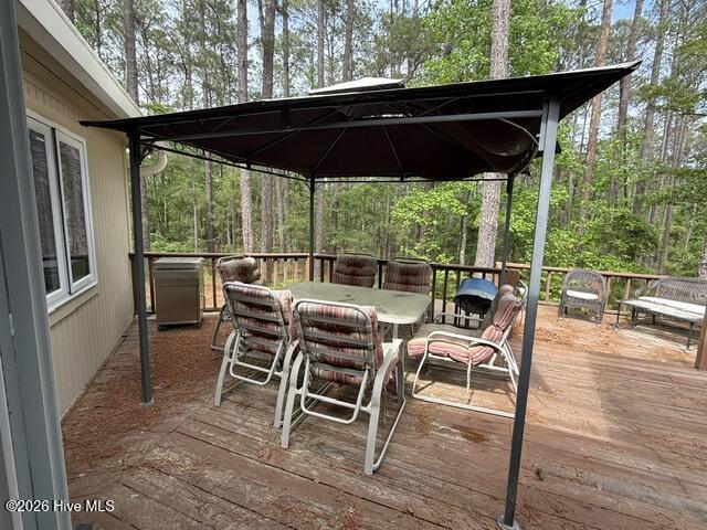 Listing photograph 21 of 128 Royal Pine Lane
