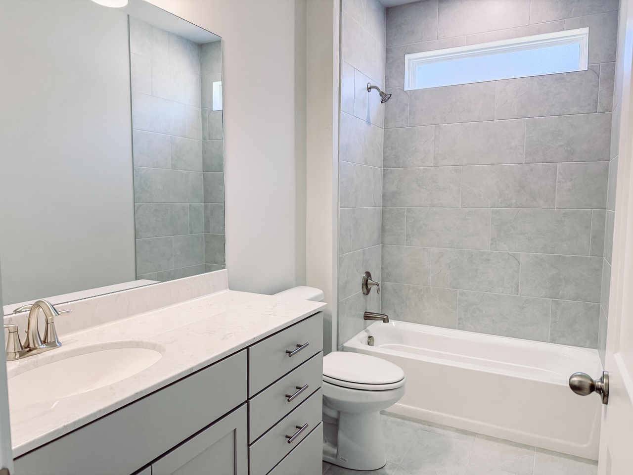 Listing photograph 18 of 123 Grandview Drive