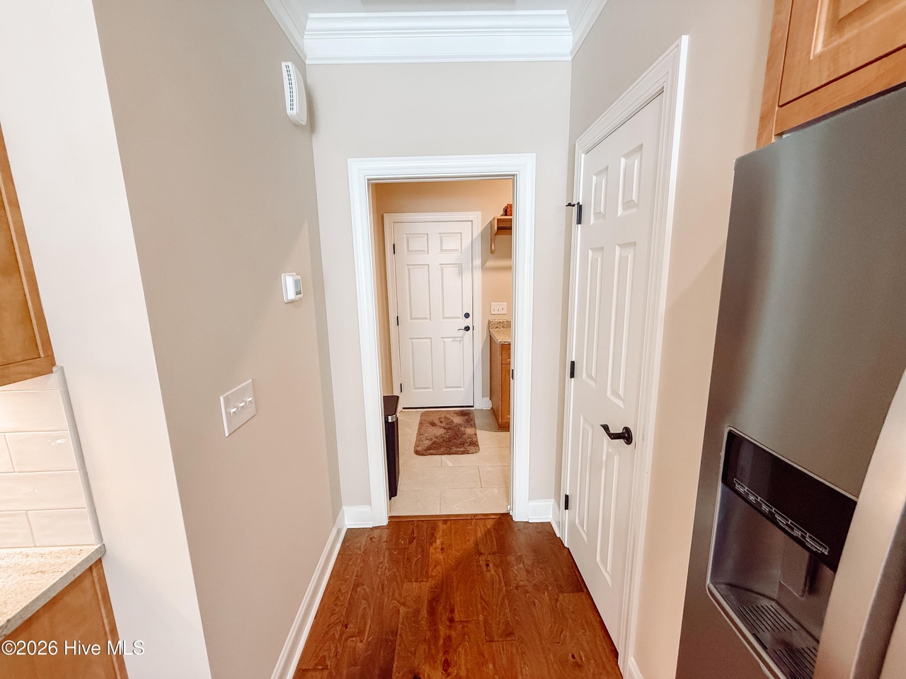 Listing photograph 18 of 104 Rivanna Lane